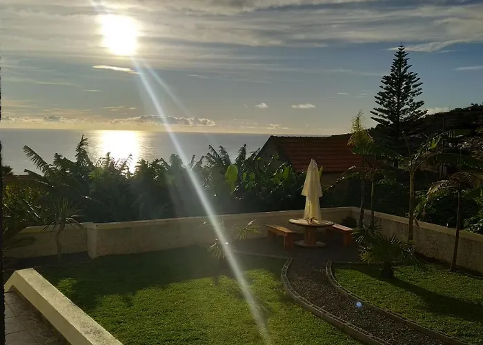 Semesterbostad Neto Calheta (Madeira)